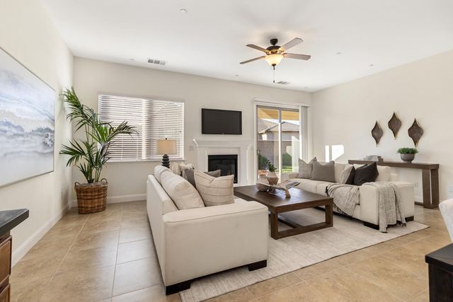 1508 Syracuse Dr, Rocklin, CA 95765