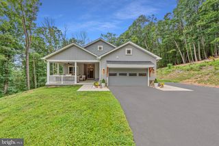 601 FALL RUN LN, Winchester, VA 22602