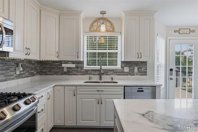 203 Richmond Drive, Crystal City, MO 63019