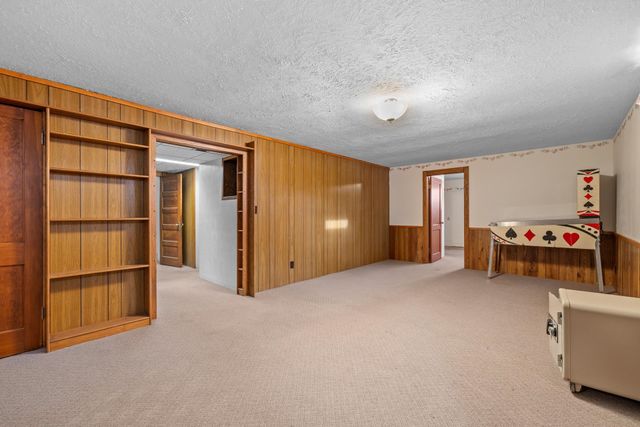 5308 4TH ST SW, Minot, ND 58701