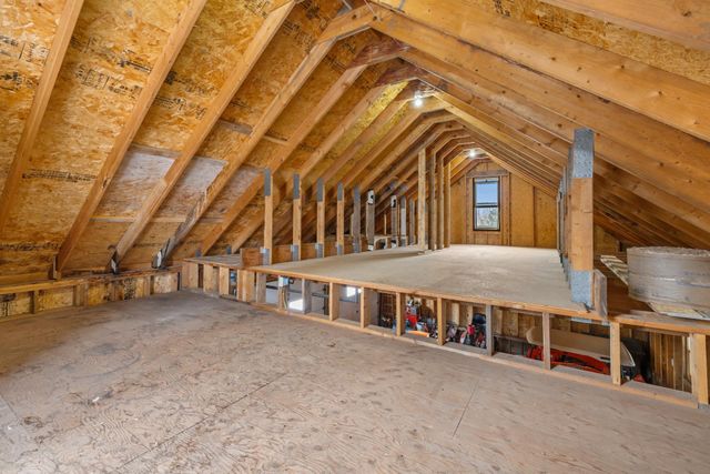 5308 4TH ST SW, Minot, ND 58701