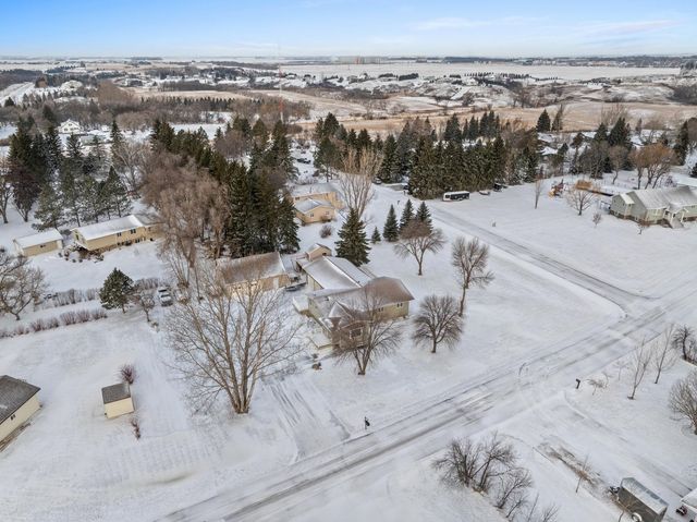 5308 4TH ST SW, Minot, ND 58701