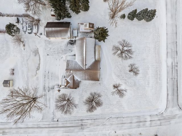 5308 4TH ST SW, Minot, ND 58701