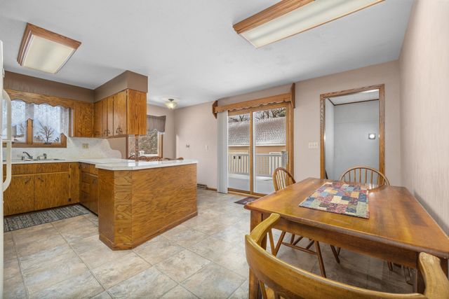 5308 4TH ST SW, Minot, ND 58701