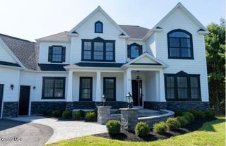 2 Northbrook Drive, Wilton, NY 12866
