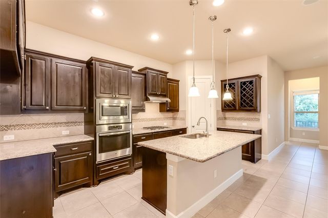 152 Fort Cobb WAY, Georgetown, TX 78628