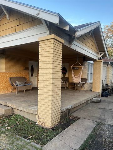 6107 Richmond Avenue, Dallas, TX 75214