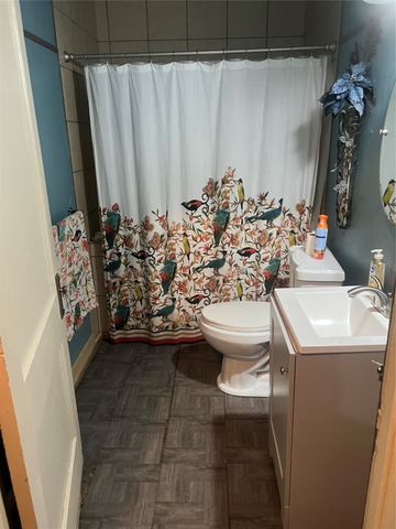 6107 Richmond Avenue, Dallas, TX 75214