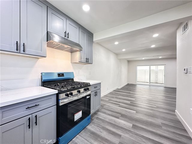 1919 Sherry Lane 46, Santa Ana, CA 92705