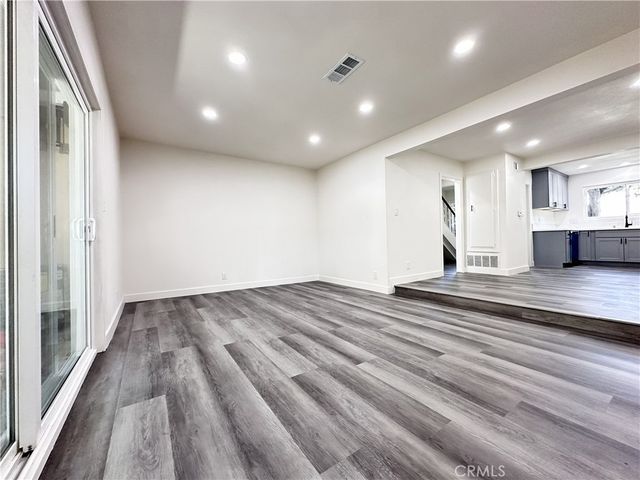 1919 Sherry Lane 46, Santa Ana, CA 92705
