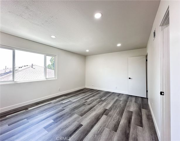1919 Sherry Lane 46, Santa Ana, CA 92705