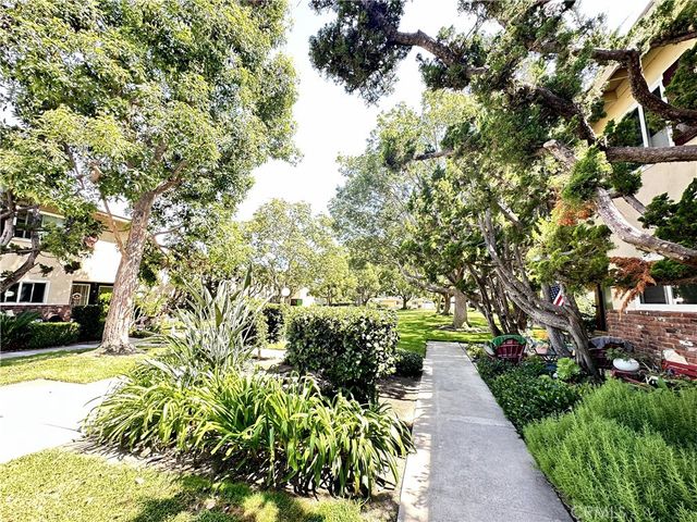 1919 Sherry Lane 46, Santa Ana, CA 92705