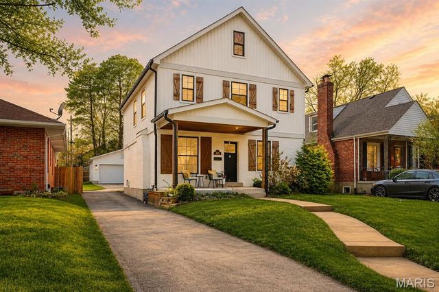 2515 Melvin Avenue, St Louis, MO 63144
