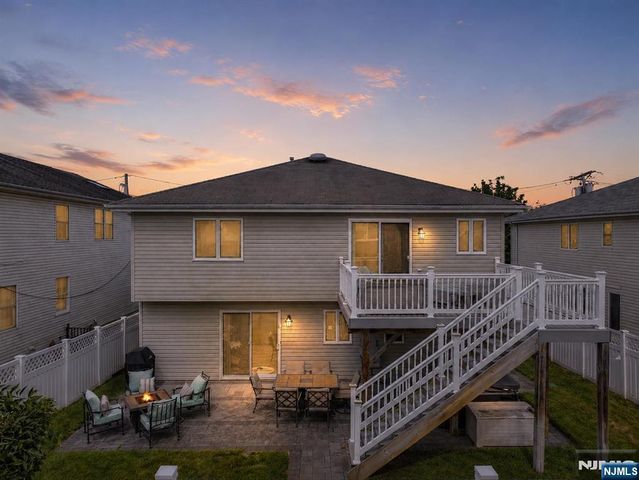 12 William Street, Saddle Brook, NJ 07663