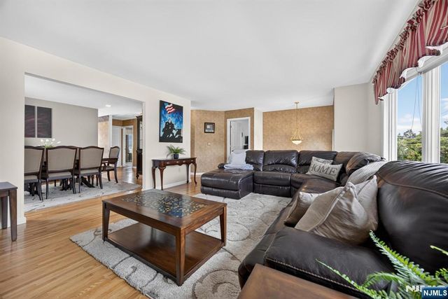 12 William Street, Saddle Brook, NJ 07663
