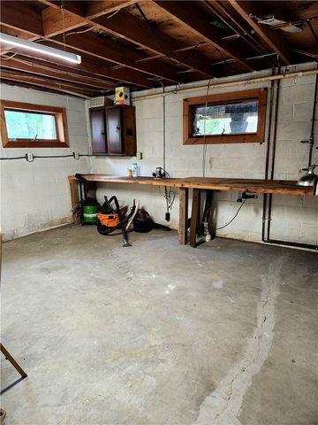 213 Fern St, Hopewell Twp, PA 15001
