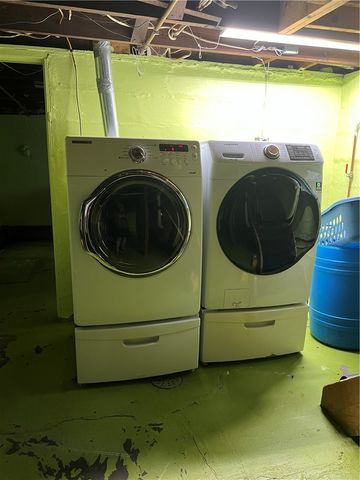 213 Fern St, Hopewell Twp, PA 15001