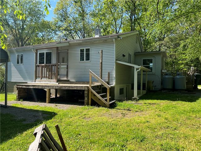 213 Fern St, Hopewell Twp, PA 15001