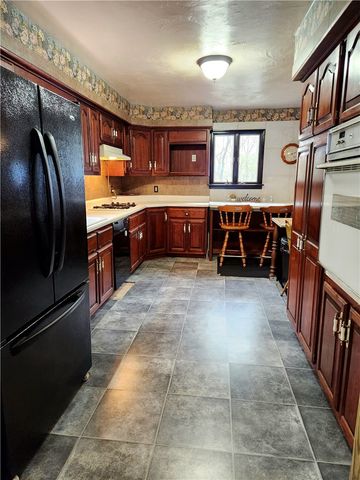213 Fern St, Hopewell Twp, PA 15001