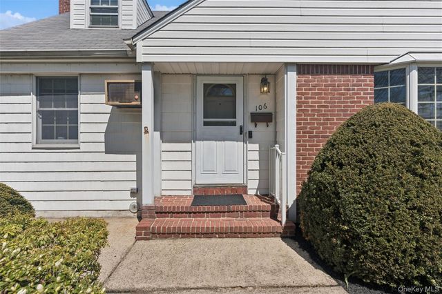 106 Aster Drive, New Hyde Park, NY 11040