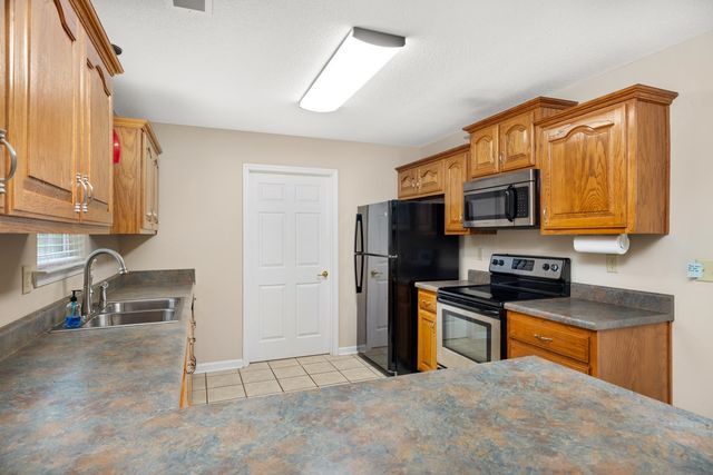 544 RACHEL SHANKLE DR, Munford, TN 38058