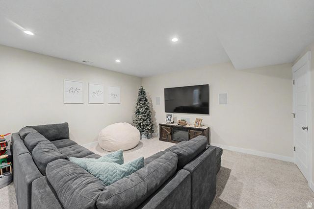 692 W BAXTER LN, Saratoga Springs, UT 84045