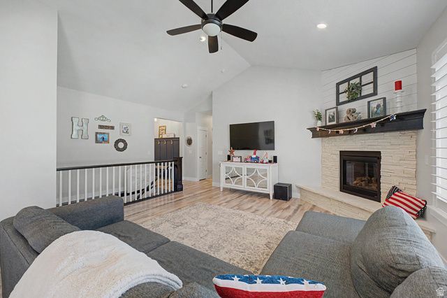 692 W BAXTER LN, Saratoga Springs, UT 84045