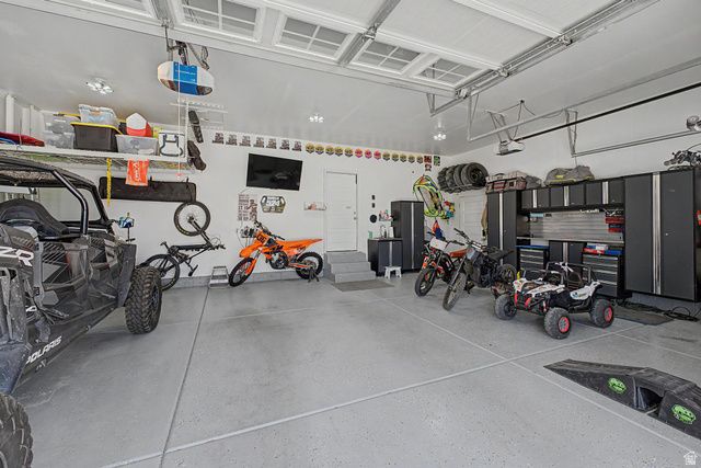 692 W BAXTER LN, Saratoga Springs, UT 84045