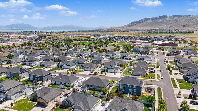 692 W BAXTER LN, Saratoga Springs, UT 84045