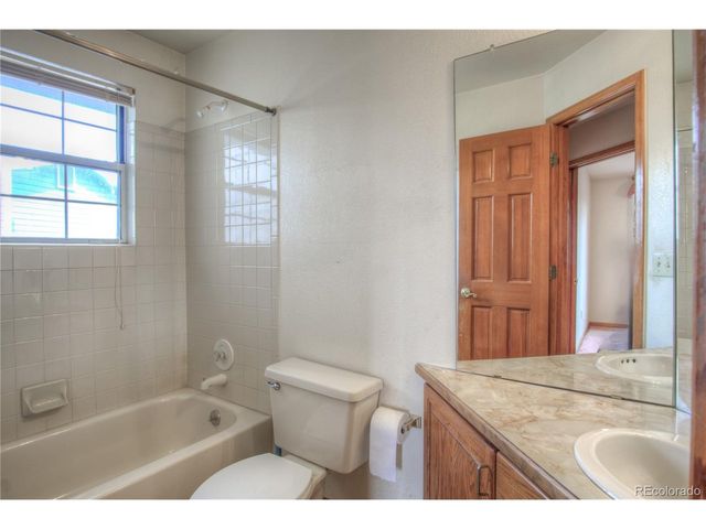 49 Buckthorn Dr, Littleton, CO 80127