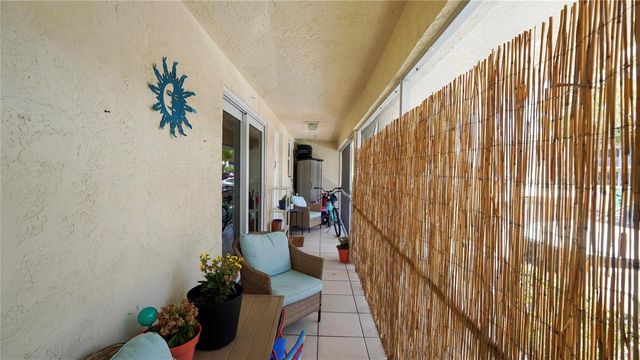 5377 SW 40th Avenue 105, Dania Beach, FL 33314