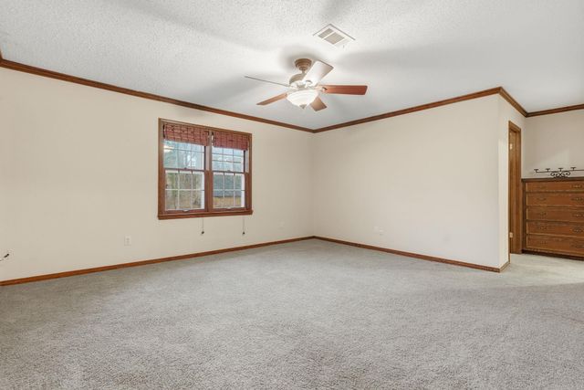 514 Cambridge Place Drive, Little Rock, AR 72227