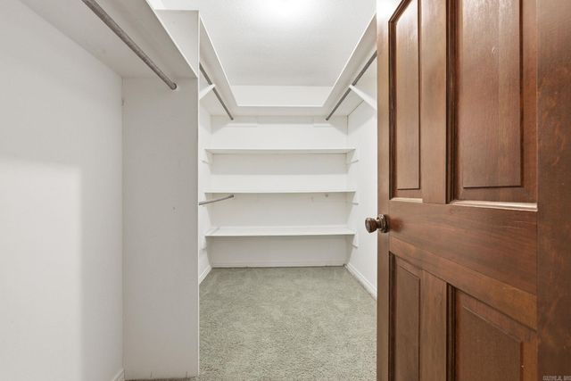 514 Cambridge Place Drive, Little Rock, AR 72227