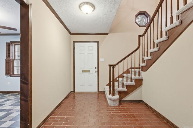 514 Cambridge Place Drive, Little Rock, AR 72227