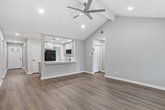 12226 Kings Meadow Drive, Houston, TX 77044