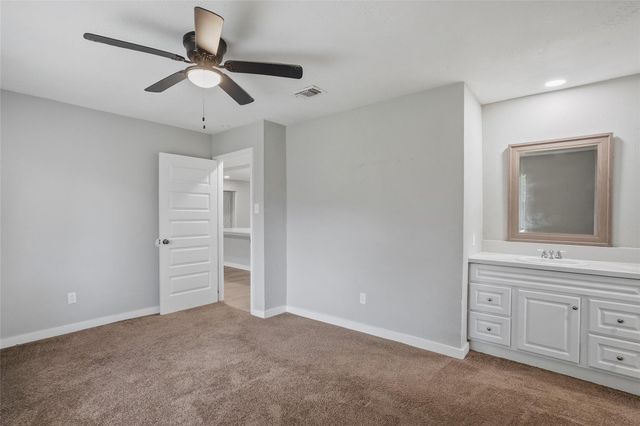 12226 Kings Meadow Drive, Houston, TX 77044