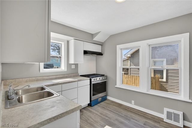 9602 Plymouth Avenue, Garfield Heights, OH 44125