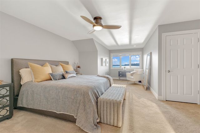 17533 N Fruitport Road 6, Spring Lake, MI 49456