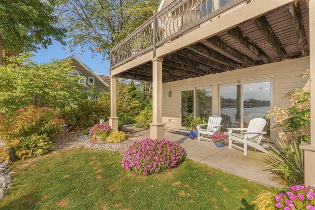 17533 N Fruitport Road 6, Spring Lake, MI 49456