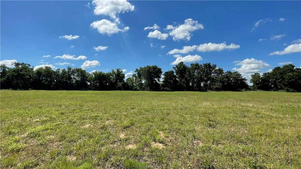 204 Highland Drive, Cameron, TX 76520 — photo 2