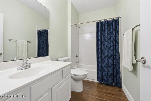 8601 BEACH Boulevard 206, Jacksonville, FL 32216