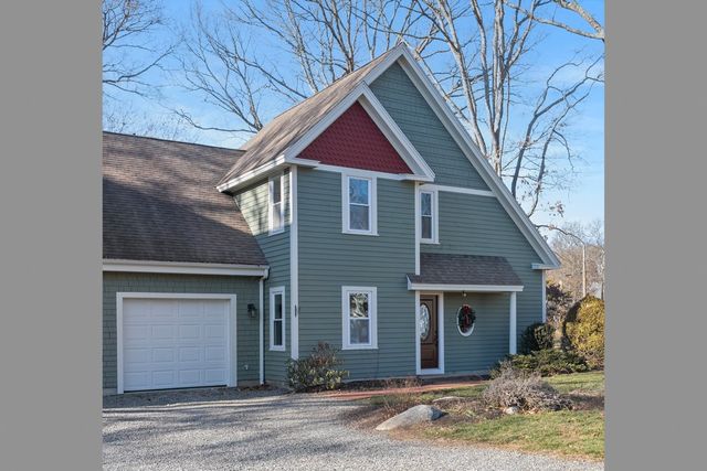 8 Seawinds Terrace, Westerly, RI 02891