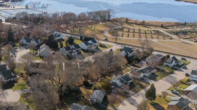 8 Seawinds Terrace, Westerly, RI 02891