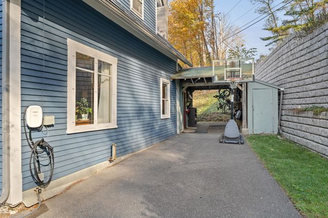 6 Hillhead Street, Montpelier, VT 05602