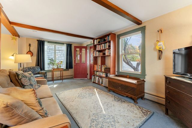 6 Hillhead Street, Montpelier, VT 05602