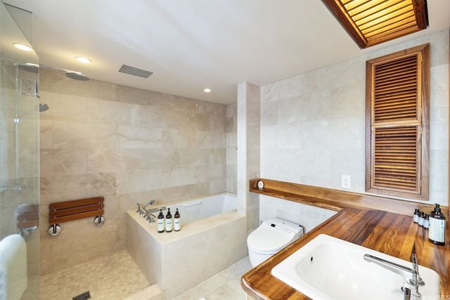 3165 Diamond Head Road 4, Honolulu, HI 96815