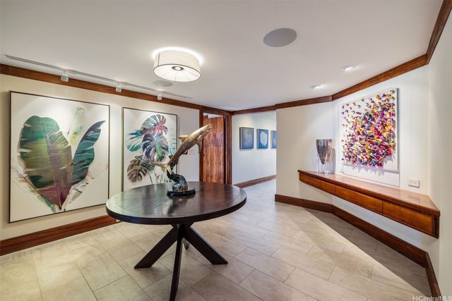 3165 Diamond Head Road 4, Honolulu, HI 96815