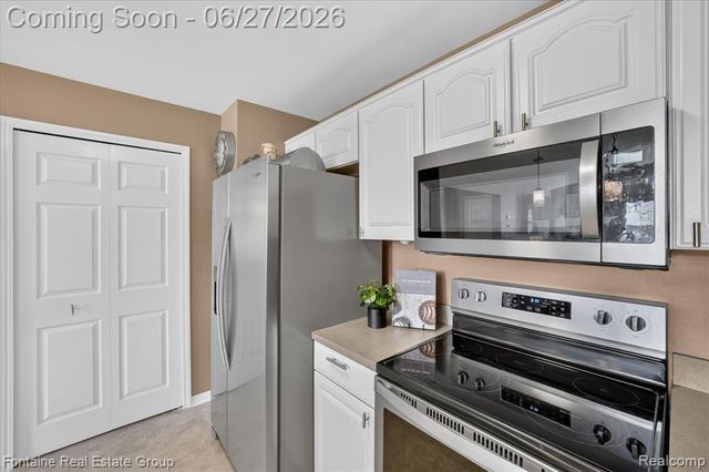 14203 Adri Circle, Walled Lake, MI 48390