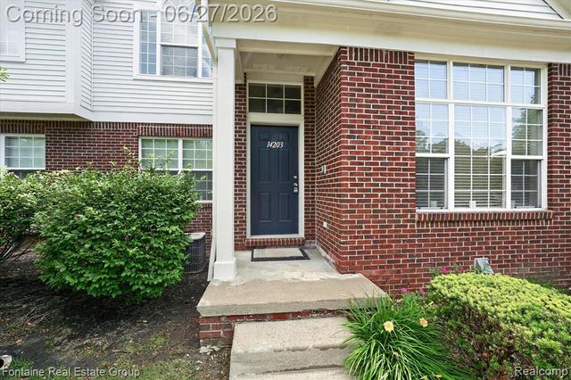 14203 Adri Circle, Walled Lake, MI 48390