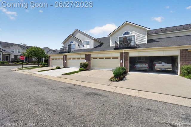 14203 Adri Circle, Walled Lake, MI 48390